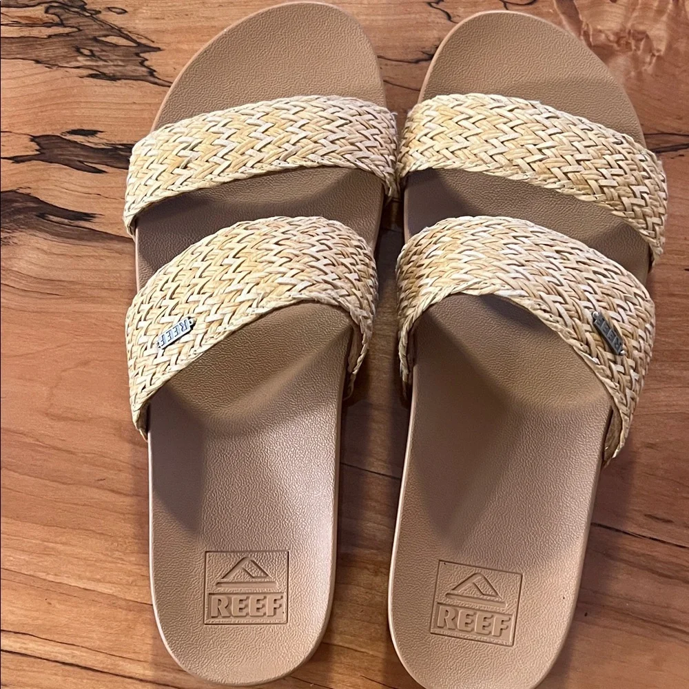 Reef Tan Cushion Vista Braid Woven Slide Sandals - Picture 5 of 7